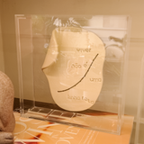 Caixa Acrílica c/ Relicário Decorativo Frase: Viver não é um linha reta - 20x20cm