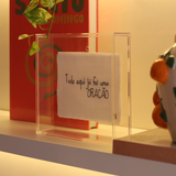 Caixa Acrílica 'Tudo Aqui Já foi uma Oração' - 20x20cm