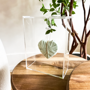 Caixa Acrílica c/ Coração Verde Claro Fio Dourado  - 21x16cm