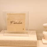 Caixa Acrílica c/ Bordado Família - 20x20cm