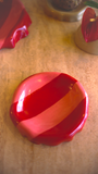 PRATO PETISQUEIRA ORGÂNICA CERÂMICA LISTRADO ROSA E MARSALA  - 17CM