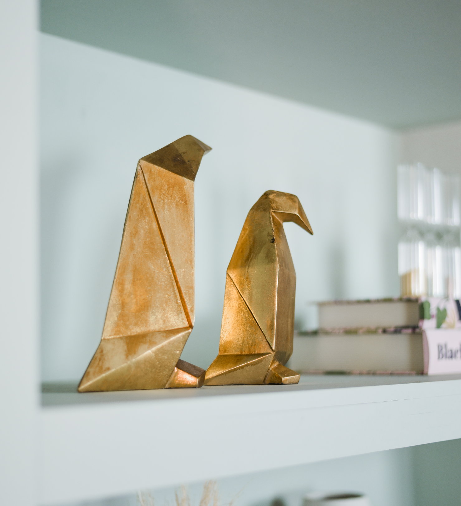 Pinguim Decorativo Dourado - 13,2cm